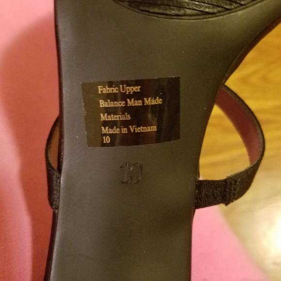 Kelly & Katie Heels - Picture 4 of 4